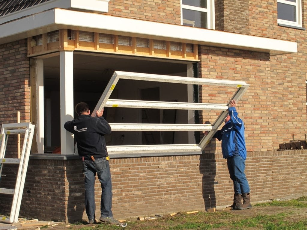 Kozijnen laten plaatsen JFE